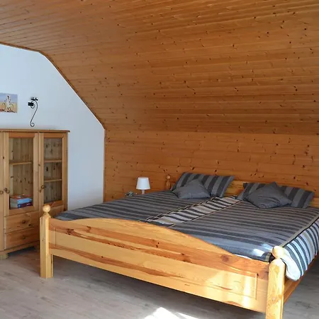 Feriehus Ferienhaus Ooser Talchen In Vulkaneifel