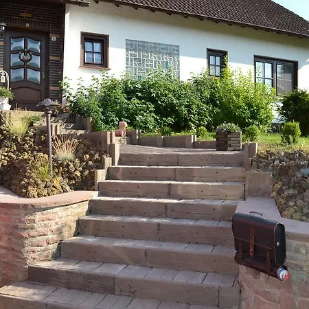 Ferienhaus Ooser Talchen In Vulkaneifel *